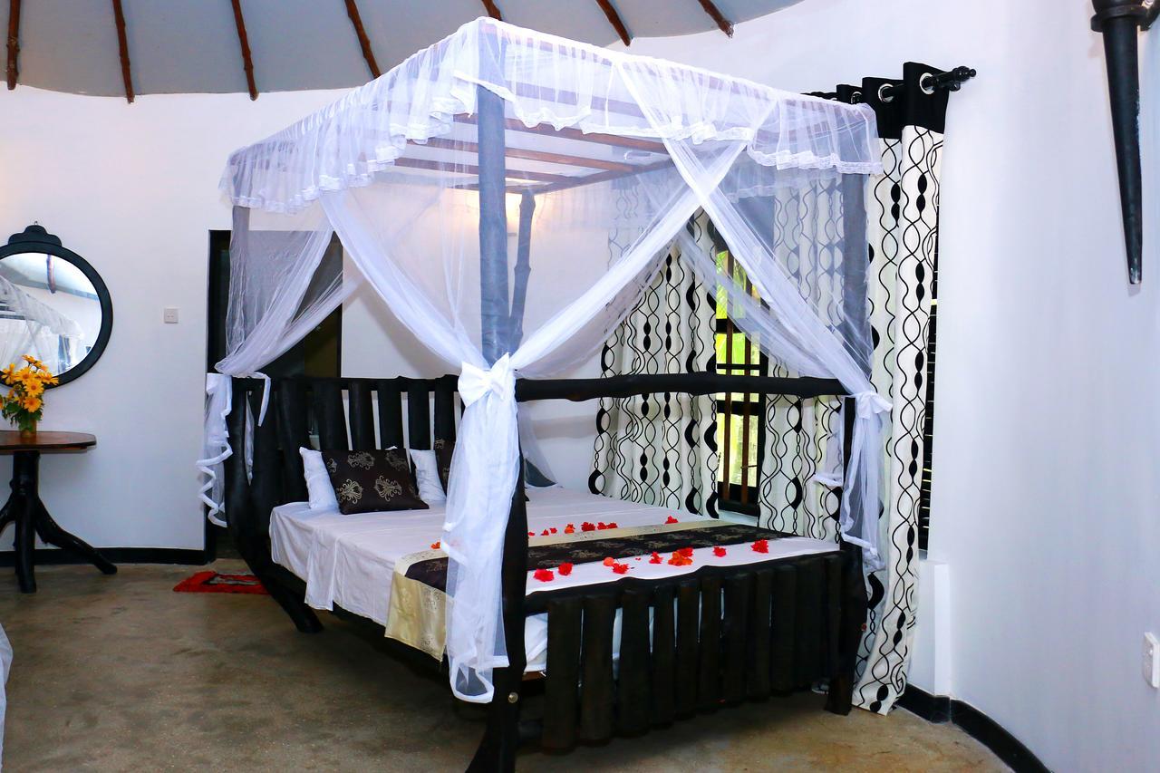 Turtle Watch Cabana Bed & Breakfast Tangalle Dış mekan fotoğraf